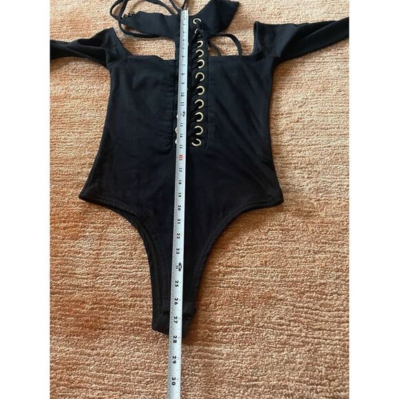 LOVE UNIVERSITY Black Long Sleeve Laceups Stretch Body Size L - Picture 7 of 8